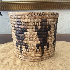 Vintage Early 1900s Native American Pictorial Handwoven Coiled Basket 7"H x 8" W